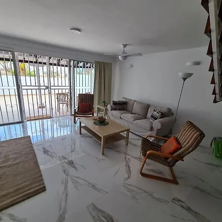 Maravilloso Apartamento En Arona דירה